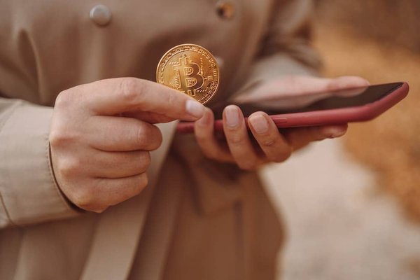 Le Halving Bitcoin :  implications, conséquences et perspectives pour les investisseurs en crypto-monnaie